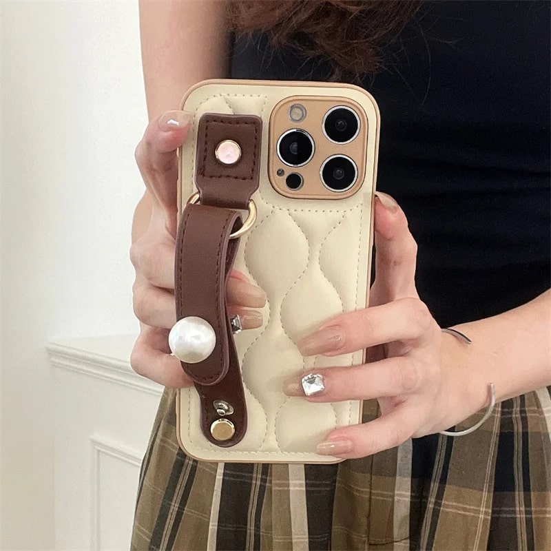 Ripple Pearl Wrist Strap Phone Case for iPhone